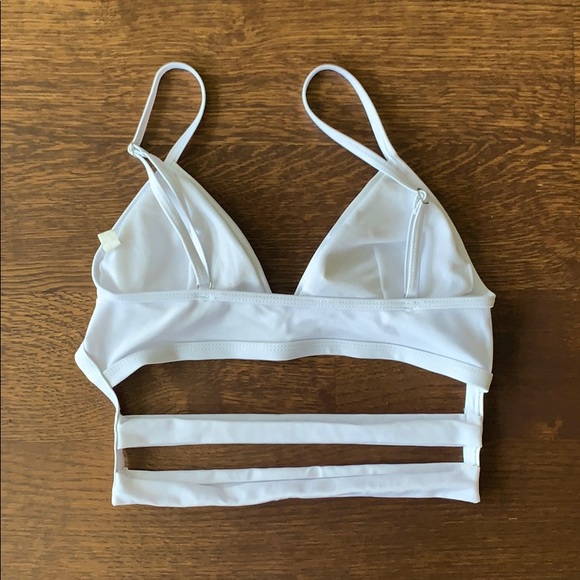 ⭐️Sexy Cutout Bikini Top - Picture 2 of 2